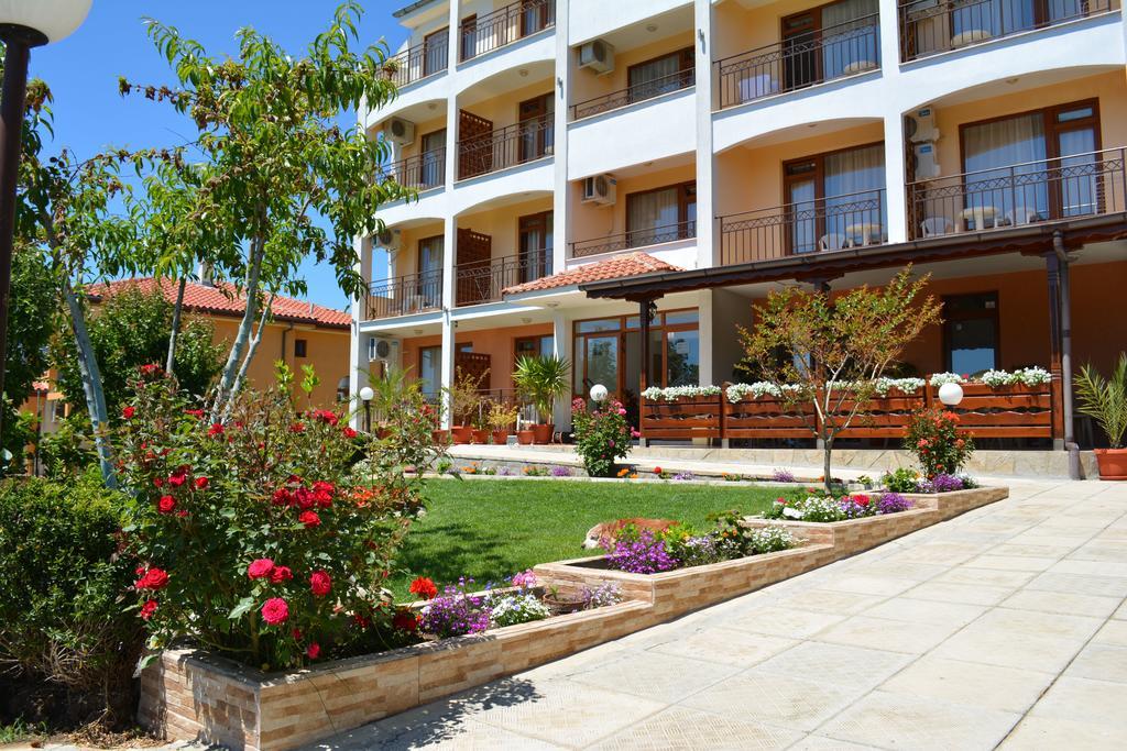 Hotel Genada Sveti Vlas Exterior photo